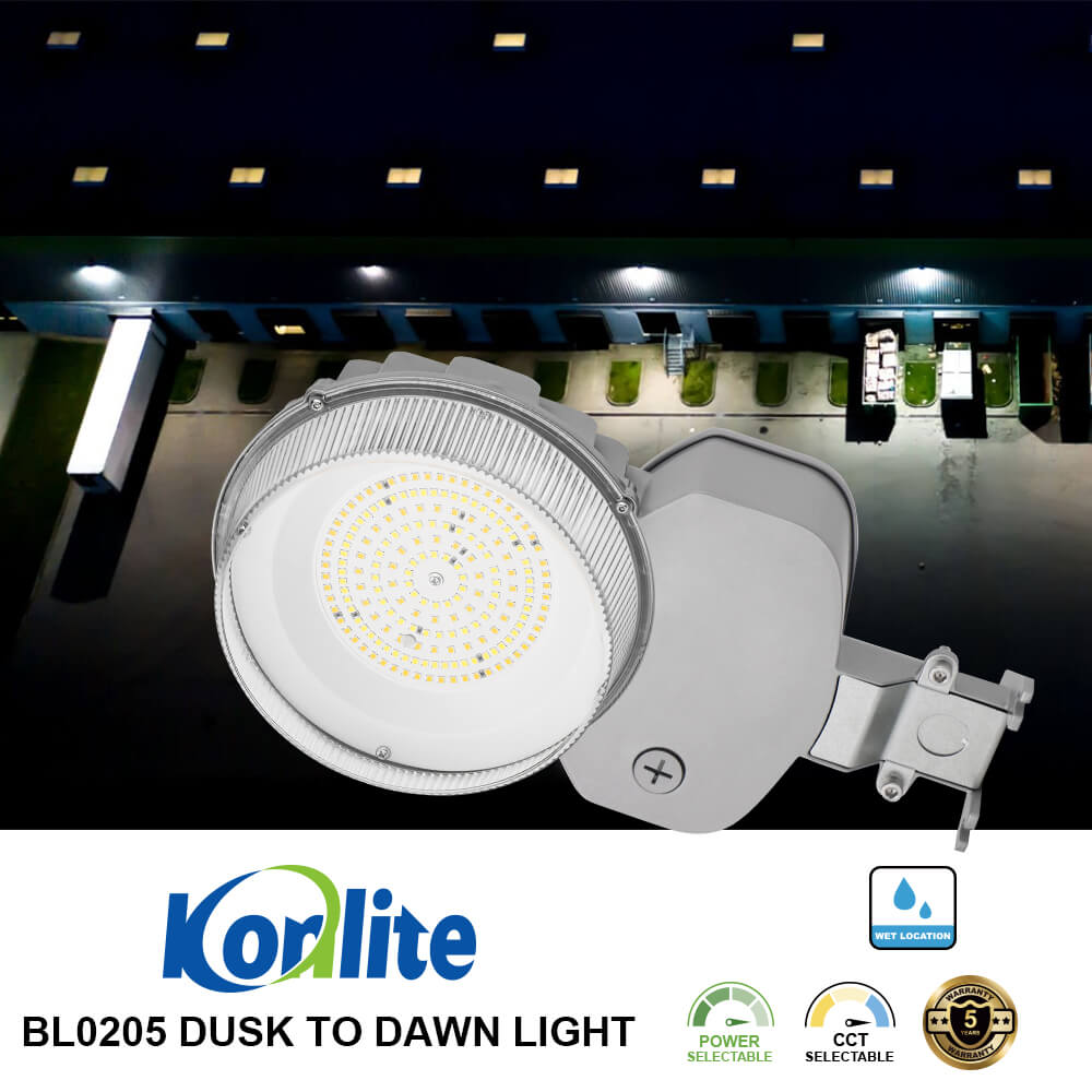 Korlite BL0205 dusk to dawn light fixture with outdoor setting