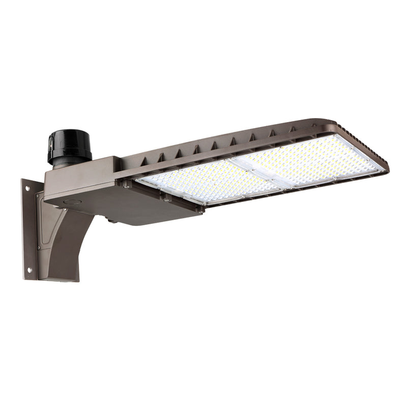 347-480V 300W wall mount led flood light Type IV with photocell