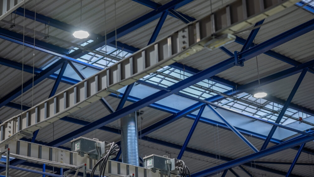 Guide to Selecting the Best LED High Bay Lights for Industrial and Commercial Spaces