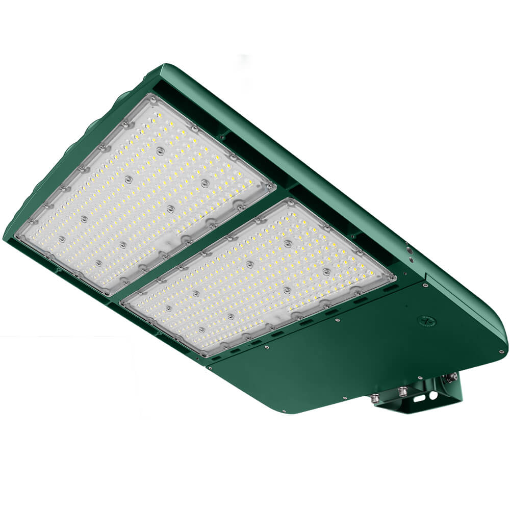 Konlite Spica 400W LED Tennis court light with yoke arm